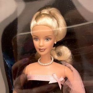 Barbie Timeless Silhouette